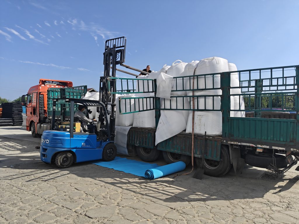 Raw material unloading